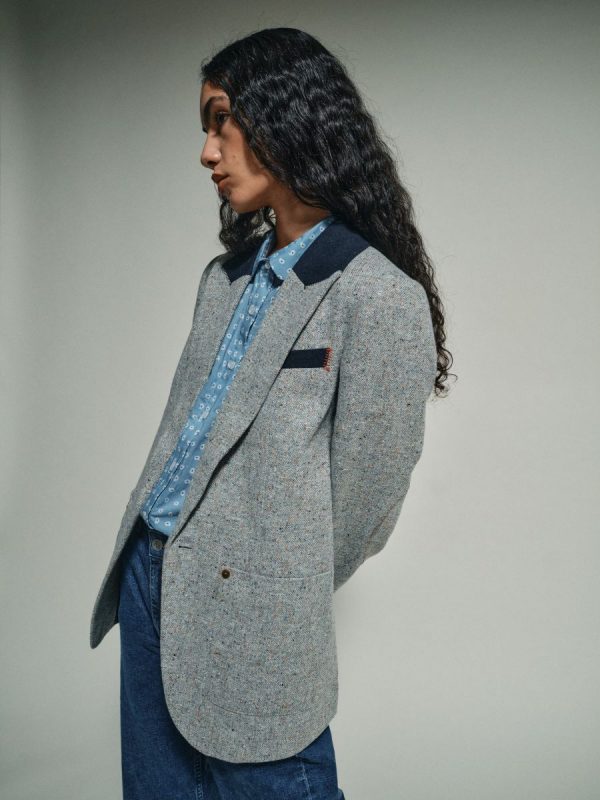 HEYANNO Brave Tweed Blazer