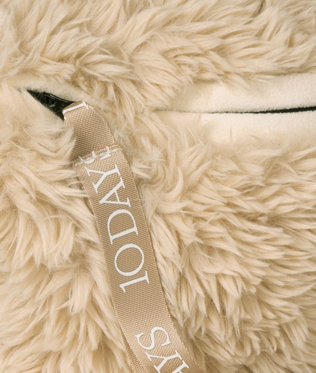 10DAYS Fluffy Cross Body Bag – Bild 6